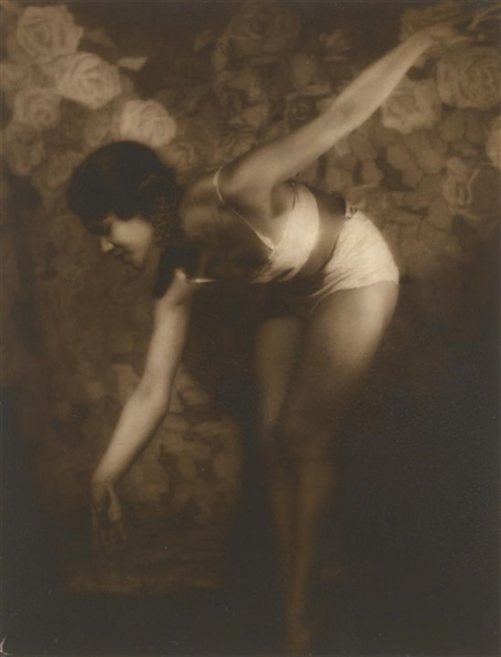 Alexander Grinberg. The dancer  Sylvia Chen. Via mutualart