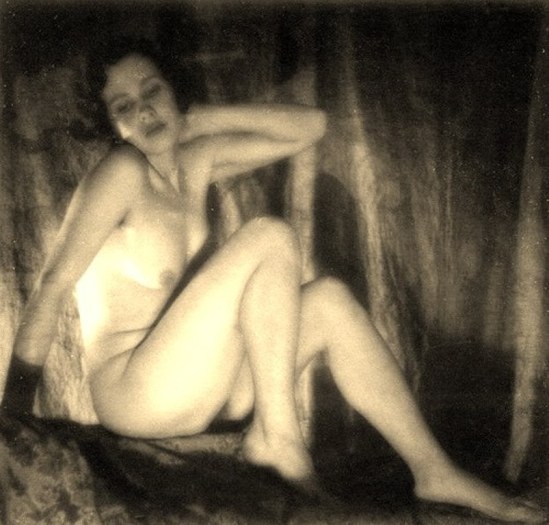 Alexander Grinberg1. Nu 1915-1930 Via russianphotographs.jpg2