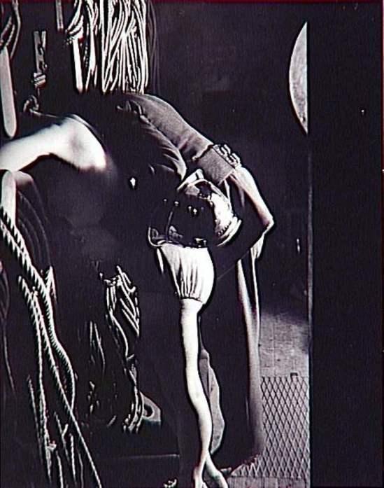 Brassaï. Le pompier de service aux Folies-Bergères 1932. Via RMN