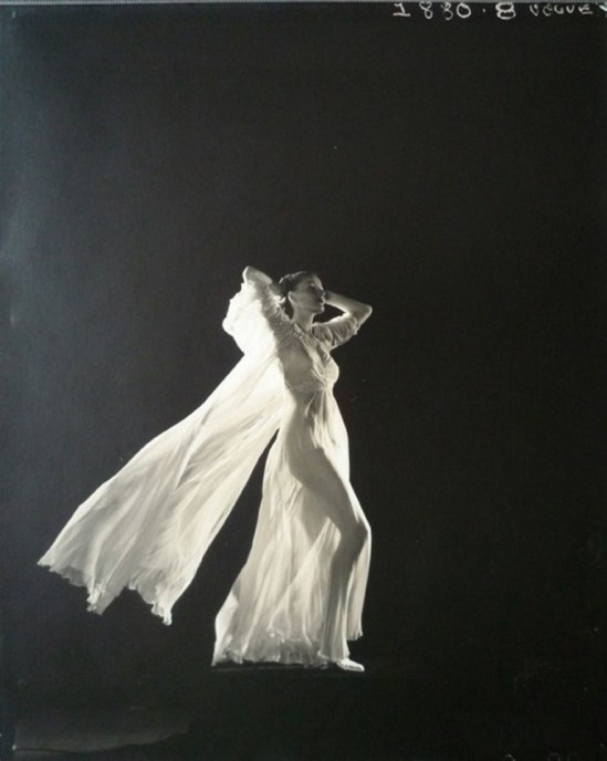 Edward Steichen. Modefoto 1931. Via hoodoothatvoodoo