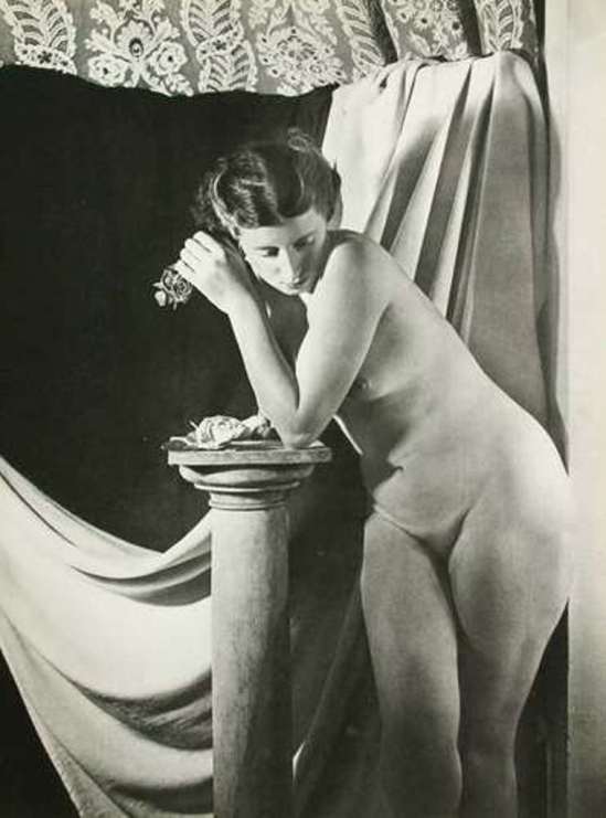 Florence Henri 1938. Via luminous-lint