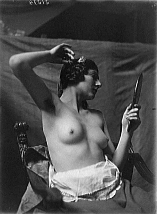 François Antoine Vizzavona. Portrait d’un modèle de Marthe Jouanne-Hugonnet 1922. Via RMN