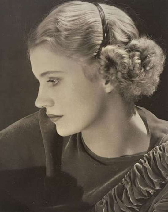 Lee Miller. Autoportrait 1932 Via nationalgalleries