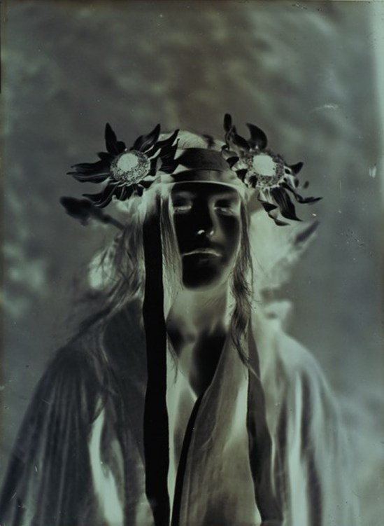 R. Demachy, portrait de femme, plaque de verre négative au gélatino-bromure d’argent, 18 x 24 cm, vers 1905