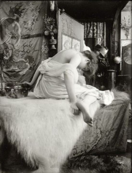 Alphonse Marie Mucha5. Model posing in Mucha's studio, rue du Val de Grâce 1901 Via muchafoundation