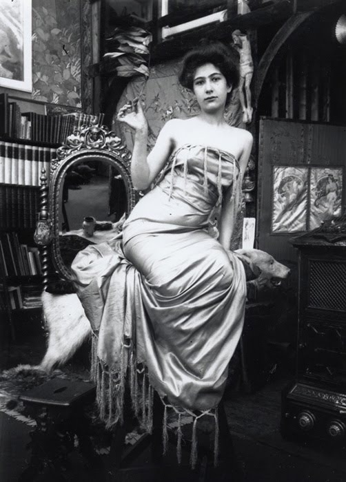 Alphonse Marie Mucha7. Model posing in Mucha's studio rue du Val de Grâce 1900 Via muchafoundation