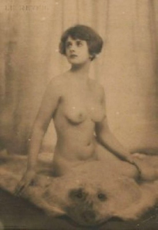 Dorothy Wilding. Le réveil années 1920 Via mutualart