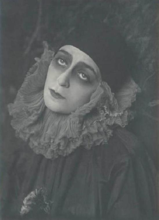 Emilio Sommariva2. Diana Karenne 1917-1918 Via lombardiabenicultura