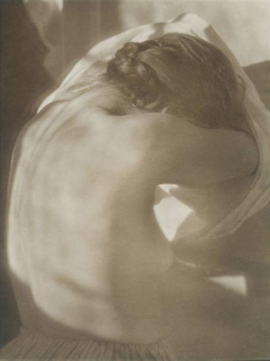 Heinrich Kühn. Nu de dos 1906 Via mutualart