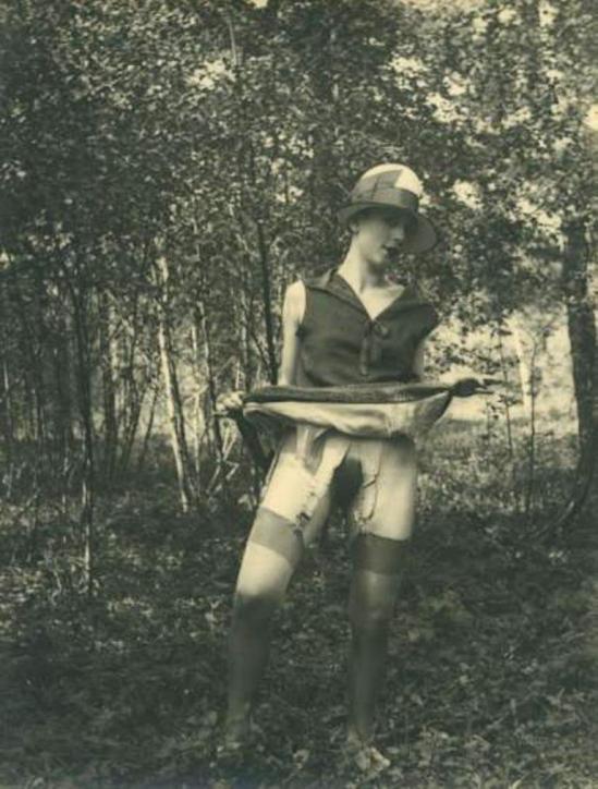 Monsieur X. Fille de maison close dans un sous-bois vers 1930 Via drouot