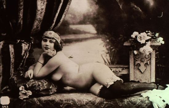 1900-ODALISQUE-ETUDE-NU-FILLE-CURIOSA-BAS-DIADEME-CHARME-EKTA-ARCHIVE-ORIGINA Via ebay