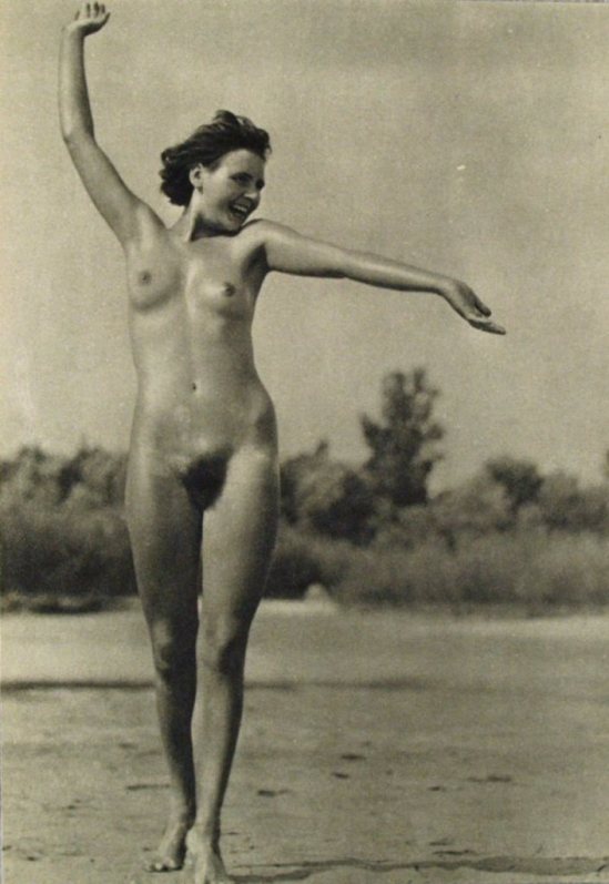 Alfred Grabner. Dans les plaines du Danube 1933 Via liveauctioneers