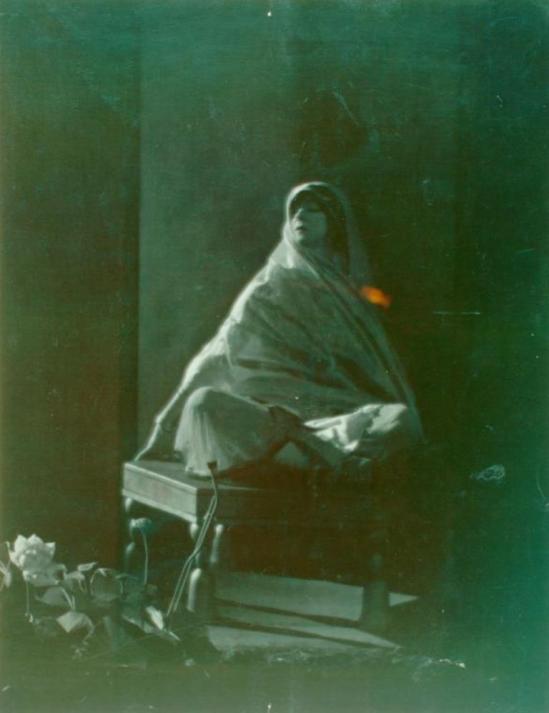 Arthur Kales. Ruth St. Denis in Light of Asia, a religious drama given at the Krotona Theosophical Society with Walter Hampden as Budd... (1918) Via nypl