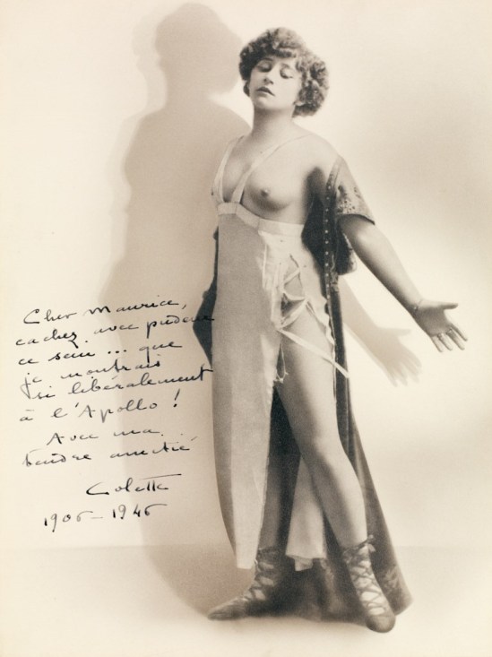 Colette aux seins nus 1906