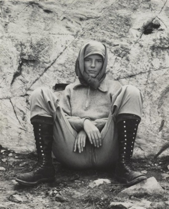 Edward Weston. Charisat lake  Ediza 1937. Via mutualart