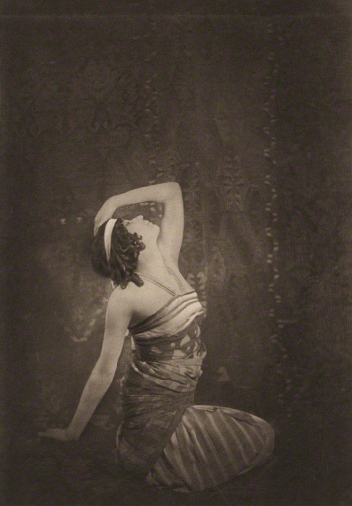Emil Otto Hoppé. Sophie Fedorova as Ta-Hor in Cleopatra 1911 Via npg