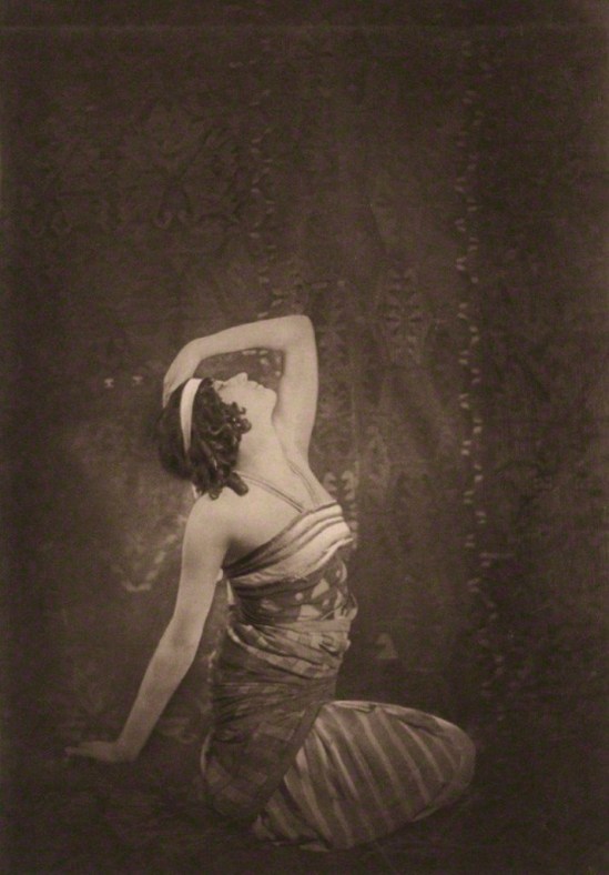 Emil  Otto Hoppé. Sophie Fedorova as Ta-Hor in Cleopatra 1911 Via npg