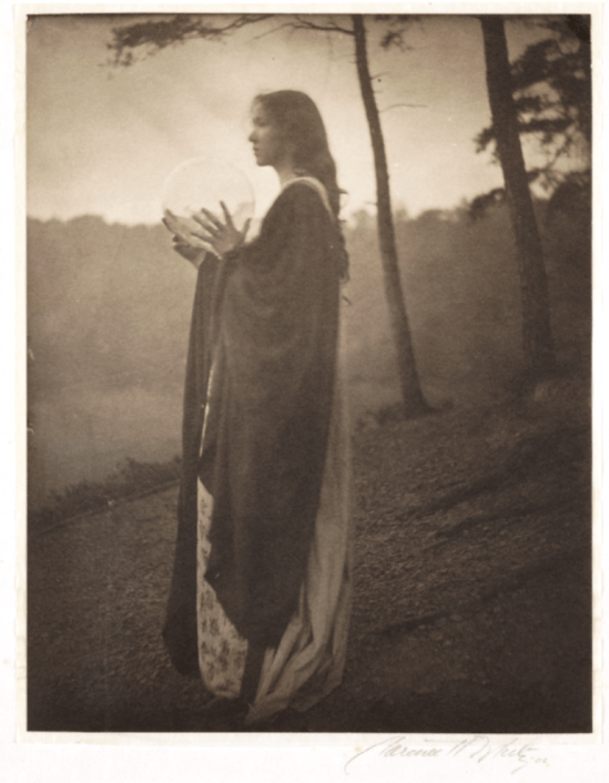 White, Clarence Hudson. The watcher 1906 Via nationalmediamuseum