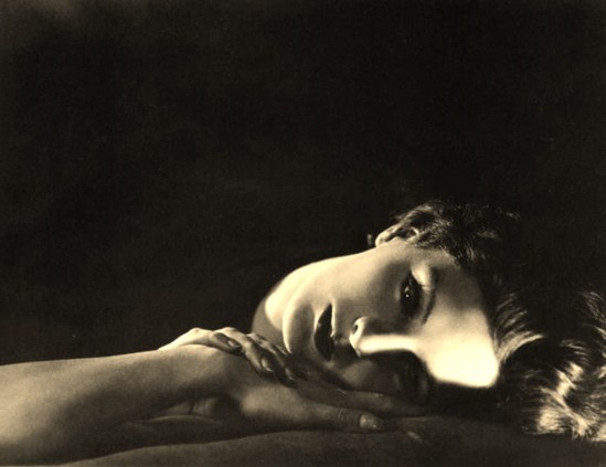 George Hoyningen-Huene 1928. Via casimages