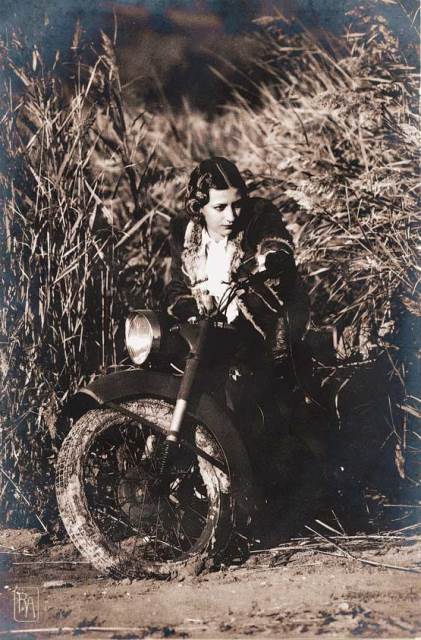 RetroAtelier Via livejournal