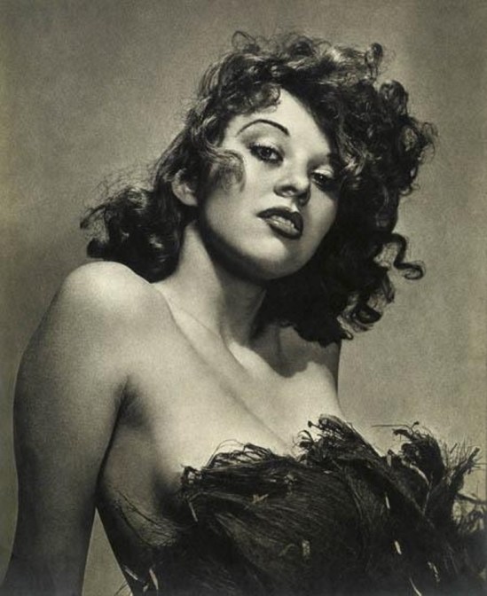 William Mortensen. Wind blown 1930 Via mutualart