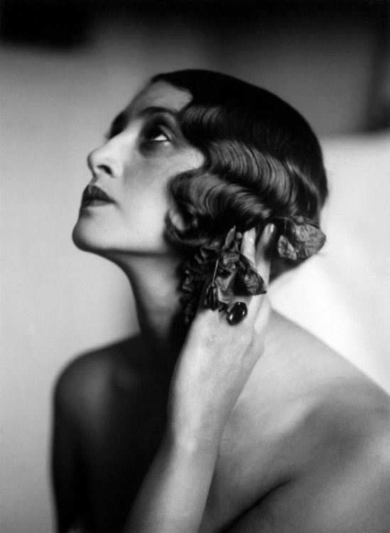 Jacques-Henri Lartigue. Renée Perle 1930 Via connaissancedesarts