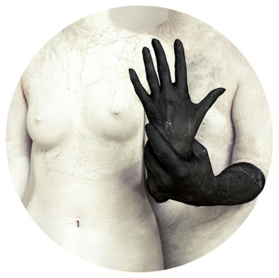 Laura Todoran. Genèse, l’arbre de la connaissance 2011 Via slashparis.com.jpg