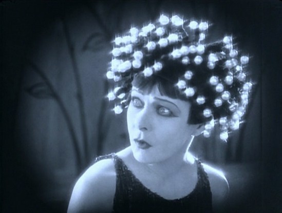 Alla Nazimova2 in Salomé 1923, directed by Charles Bryant