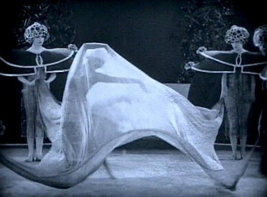 Alla Nazimova in Salomé 1923 directed by Charles Bryant