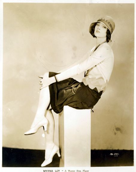Myrna Loy 1Via fanpix