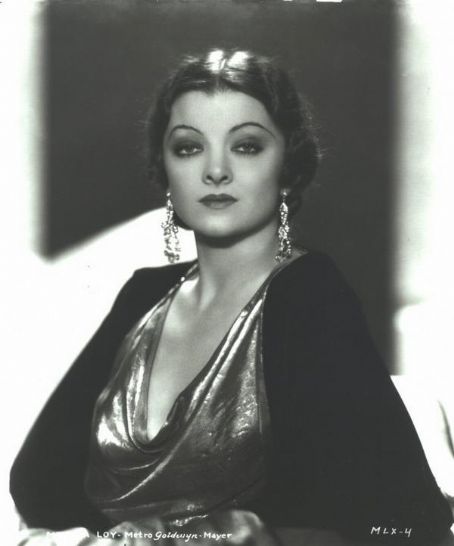 Myrna Loy 6Via fanpix