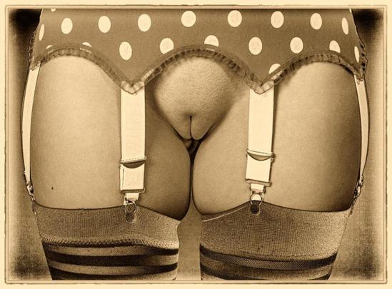 Raymond Elstad. Postcard from Paris XVII  Via photo.net