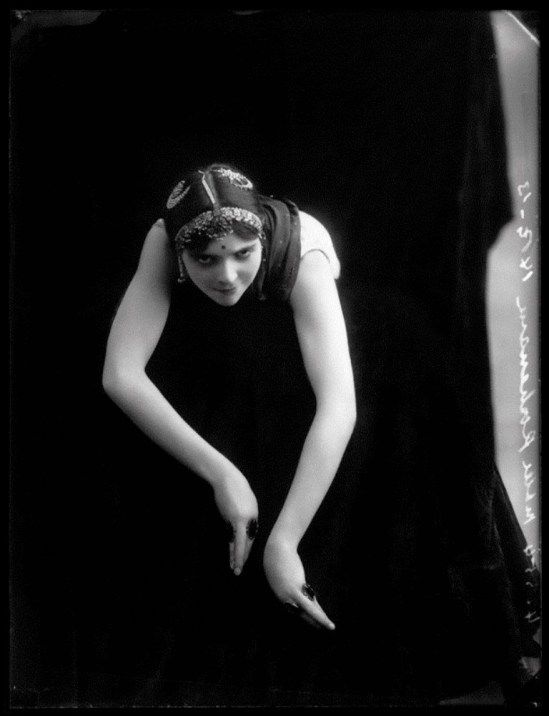 Bassano Ltd. Olive Craddock name Roshanara 1913 ®NPG