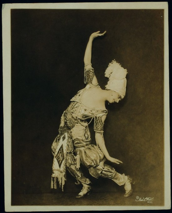 Flore Revalles. Costumed for the ballet Schéhérazade. Via nypg