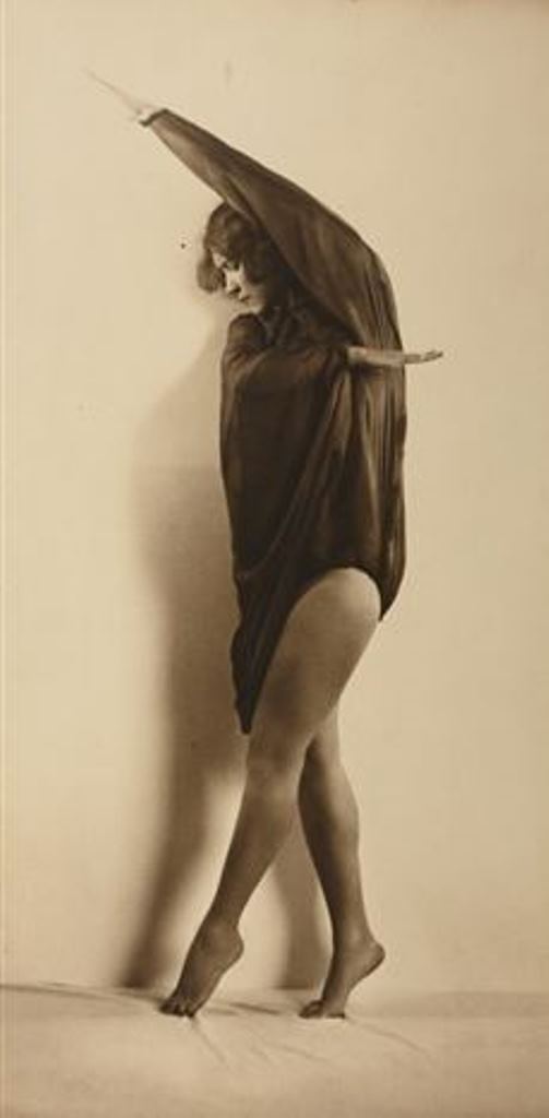 Franz Löwy. Dancer Bertl Komauer 1924. Via artnet