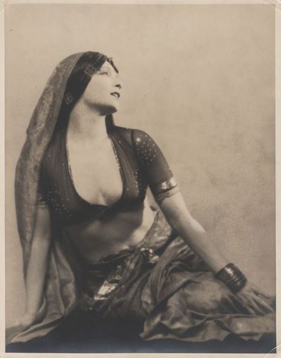 Hal Phyfe. Gilda Gray 1927. Via thefashionspot