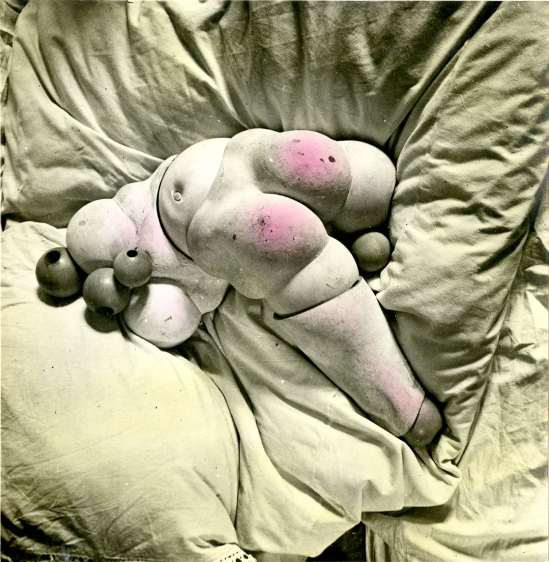 Hans Bellmer6. Les jeux de la poupée, 1949. Via fiac