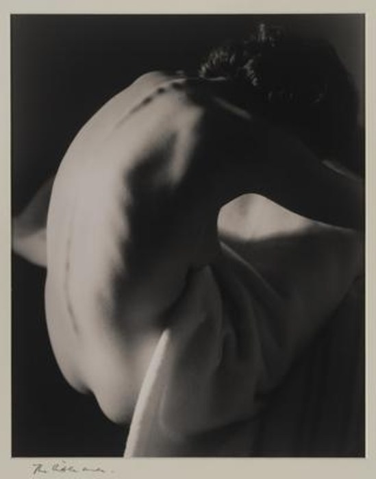 Max Dupain. The little nude 1938. Via mutualart