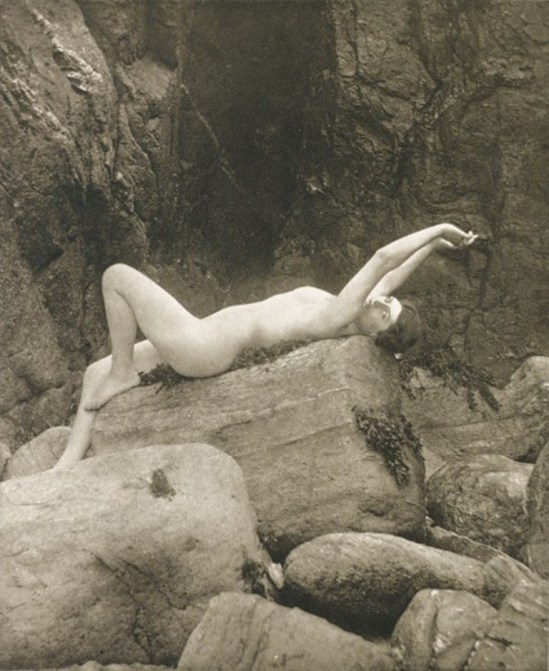 René Le Bègue. Sirène 1896. Via photoseed