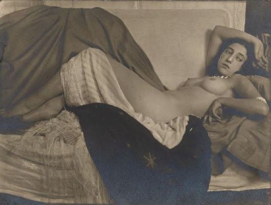 anton-josef-tcrka-reclining-nude-vienna-1926-museum-of-fine-arts