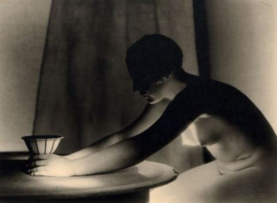 Josef Vetrovsky. Female nude with vase 1929. Via artnet