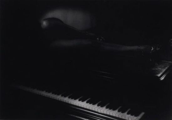 Théodore Zichy Legs on piano 1948. Via ndmagazine