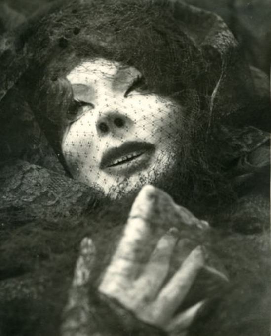 Pierre Molinier. La poupée 1957. Via ebay