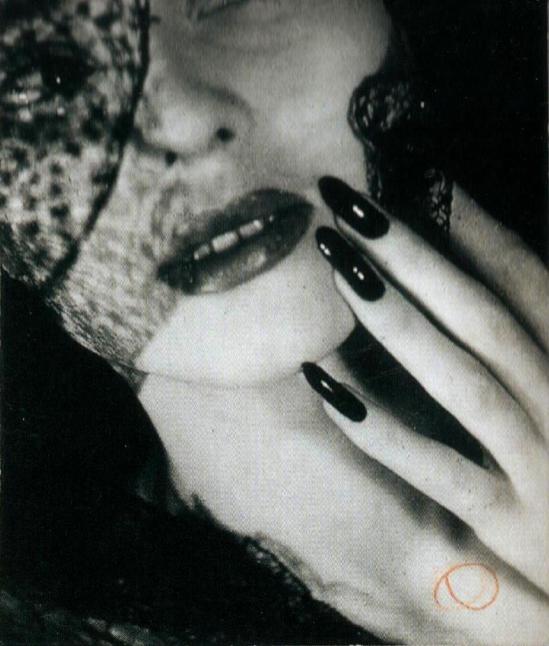 Jacques-Henri Lartigue. Florette, Paris 1944. Scan de Lartigue, l’album d’une vie. ®Centre Pompidou, Editions du Seuil 2003 (6)