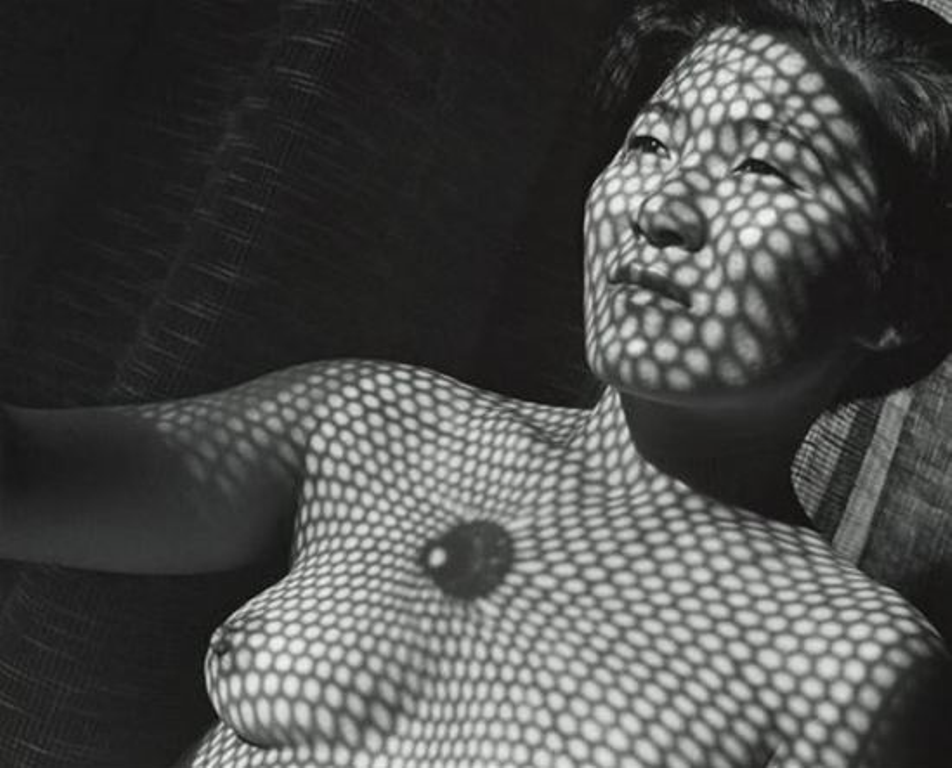 John Gutmann. Web of light 1934