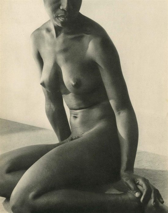 Lusha Nelson. African woman 1934. Via liveauctioneers