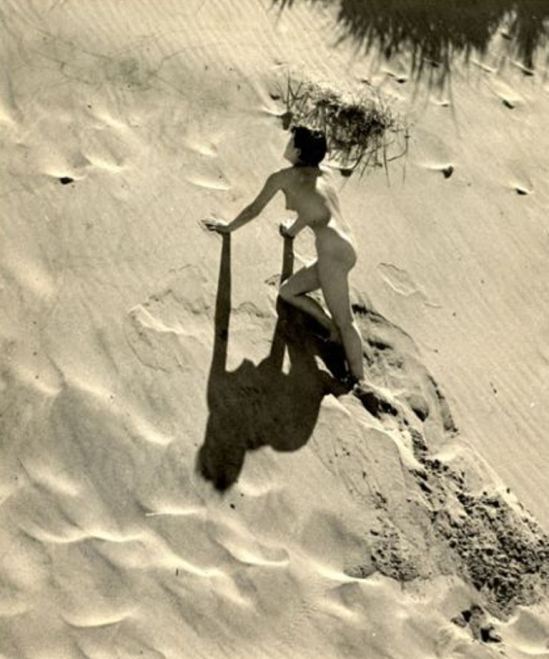 ® Iwase Yoshiyuki. Via nbmagazine