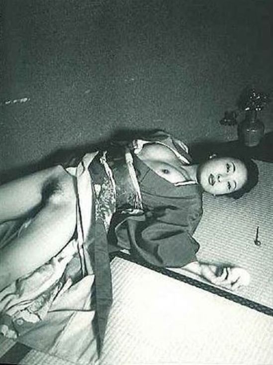 Nobuyoshi Araki. Mythology 2001. Via artnet