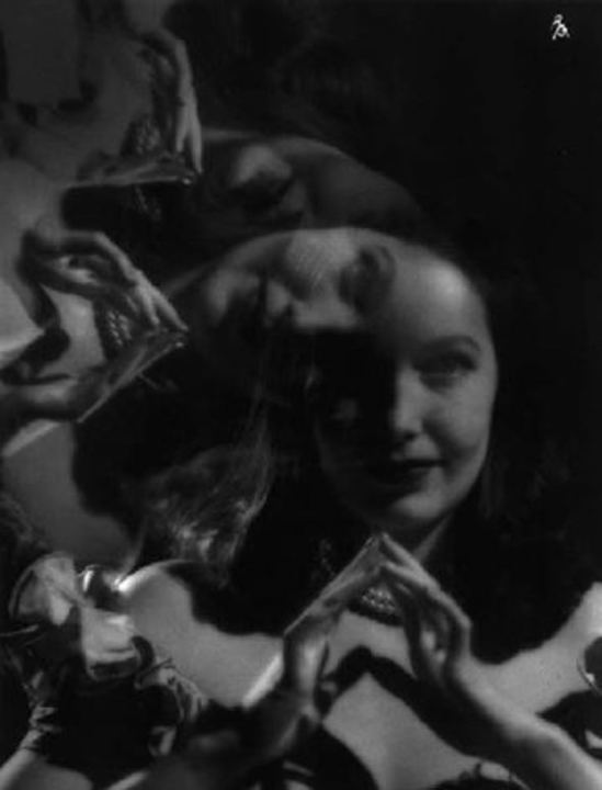 Emery P. Reves-Biro. Sans titre (Optigtamm) 1940-1949. Via artnet