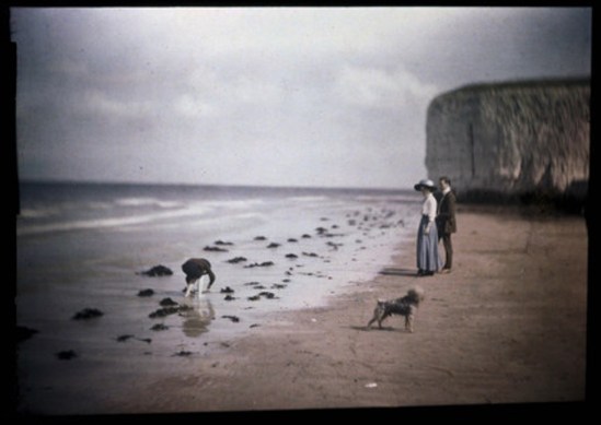 John Cimon Warburg. Margate Beach, blue girl 1908. Via ssplprints